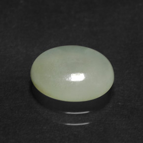 Jadeíta verde natural de 2,41 ct, corte óvalo, translúcido