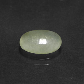 Jadeíta verde natural de 1,87 ct, transparente, transparente / translúcido