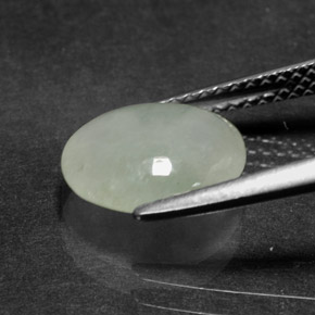 Jadeíta Verde claro natural de 2.81 ct, Transparente, Transparente / Translúcido