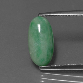Jadeíta Verde natural de 2.64 ct, Corte Óvalo, Opaco