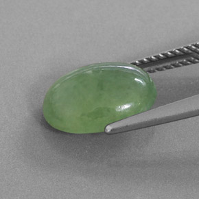 Jadeíta verde natural de 4,02 ct, corte óvalo, translúcido