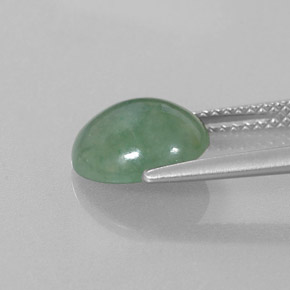 Jadeíta Verde natural de 3.26 ct, Corte Óvalo, Translúcido