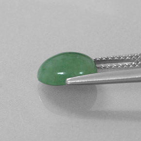 Jadeíta verde natural de 2,32 ct, corte óvalo, translúcido