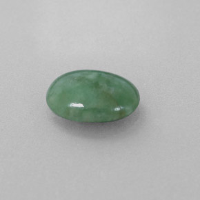 Jadeíta Verde natural de 1.90 ct, Corte Óvalo, Translúcido