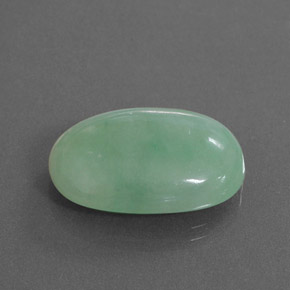Jadeíta Verde natural de 18.38 ct, Ovalada, Translúcido