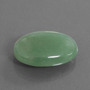 Jadeíta Verde natural de 20.88 ct, Ovalada, Translúcido