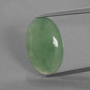 Jadeíta verde natural de 9,66 ct, corte óvalo, translúcido