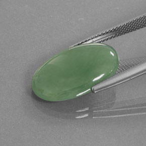 Jadeíta verde natural de 9,66 ct, corte óvalo, translúcido