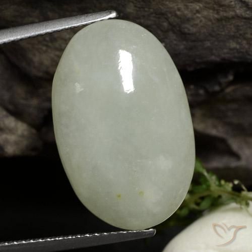 12.73ct Natural Verde claro cálido Jadeíta, Ovalada, Translúcido