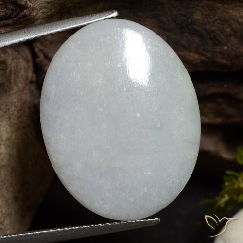 14.63ct Natural Verde medio Jadeíta, Ovalada, Translúcido