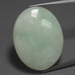 Jadeíta verde natural de 30,33 ct, corte óvalo, opaco