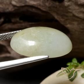 Jadeíta Verde grisáceo natural de 12.58 ct, Ovalada, Translúcido