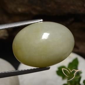 Jadeíta Verde-amarillo medio natural de 12.01 ct, Ovalada, Translúcido