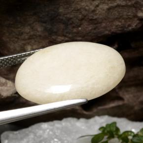 Jadeíta Blanco natural de 9.73 ct, Corte Óvalo, Translúcido