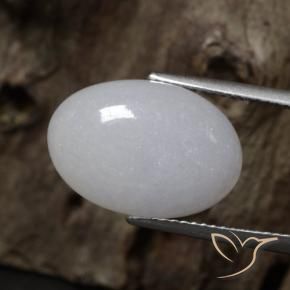 Jadeíta Gris natural de 11.34 ct, Ovalada, Translúcido