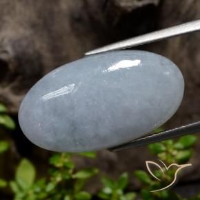 Jadeíta Gris azulado claro natural de 13.30 ct, Ovalada, Opaco
