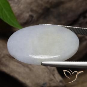 Jadeíta Gris azulado claro natural de 32.25 ct, Ovalada, Opaco