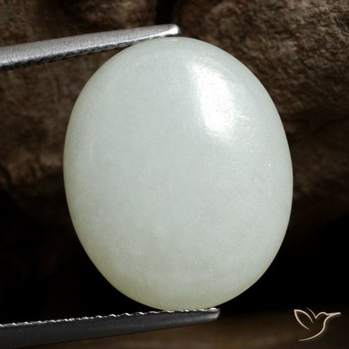 Jadeíta Verde amarillento natural de 9.66 ct, Corte Óvalo, Translúcido
