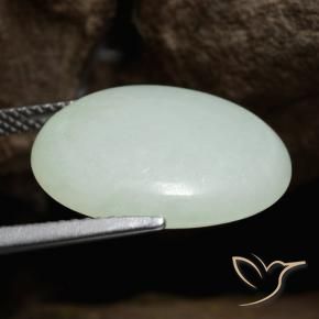Jadeíta Verde amarillento natural de 9.66 ct, Corte Óvalo, Translúcido