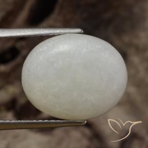 Jadeíta Gris muy claro natural de 8.75 ct, Ovalada, Translúcido