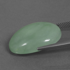 Jadeíta Verde natural de 27.45 ct, Corte Óvalo, Translúcido