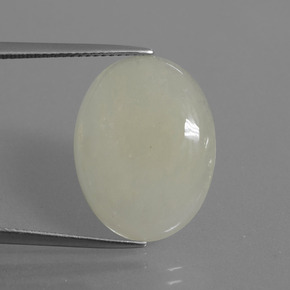 Jadeíta Verde claro natural de 8.34 ct, Corte Óvalo, Transparente