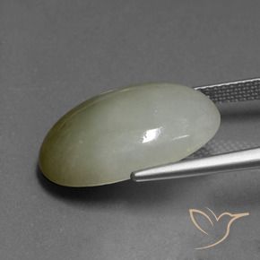 Jadeíta Verde medio natural de 13.85 ct, Corte Óvalo, Translúcido