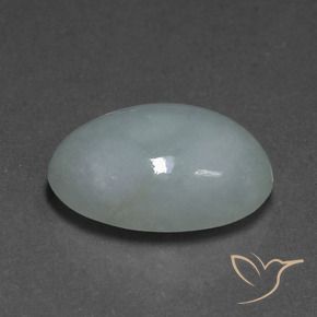 Jadeíta Verde medio natural de 9.73 ct, Ovalada, Translúcido