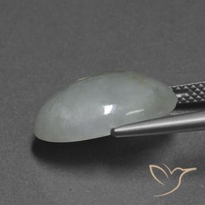 Jadeíta Blanco verde natural de 9.86 ct, Corte Óvalo, Translúcido