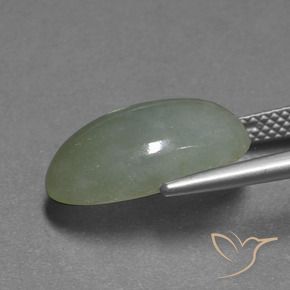 Jadeíta Verde cálido natural de 9.51 ct, Ovalada, Translúcido