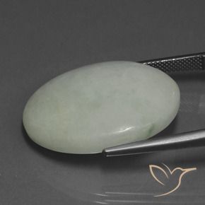 Jadeíta Verde medio natural de 38.56 ct, Ovalada, Translúcido