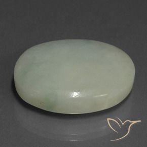 Jadeíta Verde medio natural de 39.75 ct, Ovalada, Translúcido