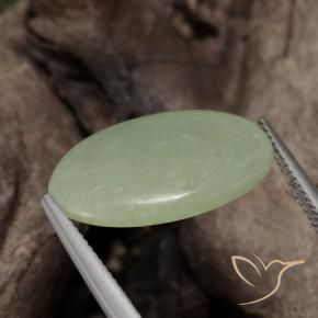 Jadeíta Verde Oliva natural de 13.32 ct, Ovalada, Translúcido