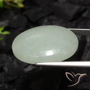 Jadeíta Verde avellana claro natural de 17.80 ct, Ovalada, Translúcido