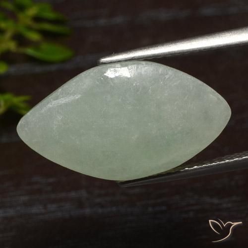 Jadeíta Verde avellana claro natural de 6.77 ct, Marquesa, Translúcido