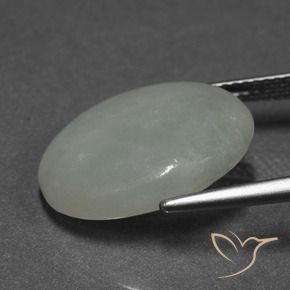 Jadeíta Verde medio natural de 10.08 ct, Ovalada, Translúcido
