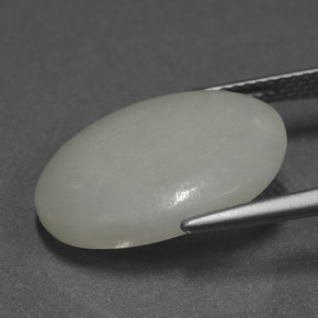 Jadeíta Verde natural de 11.44 ct, Corte Óvalo, Translúcido