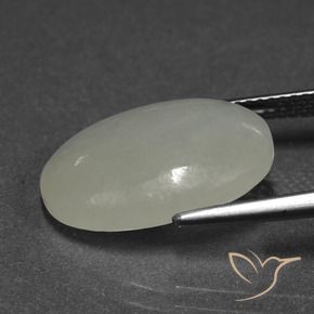 Jadeíta Verde grisáceo natural de 9.03 ct, Ovalada, Translúcido