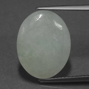 Jadeíta verde natural de 6,67 ct, corte óvalo, translúcido