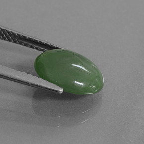 Jadeíta verde natural de 2,77 ct, corte óvalo, translúcido
