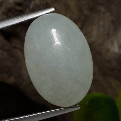 Jadeíta verde natural de 10,75 ct, corte óvalo, translúcido