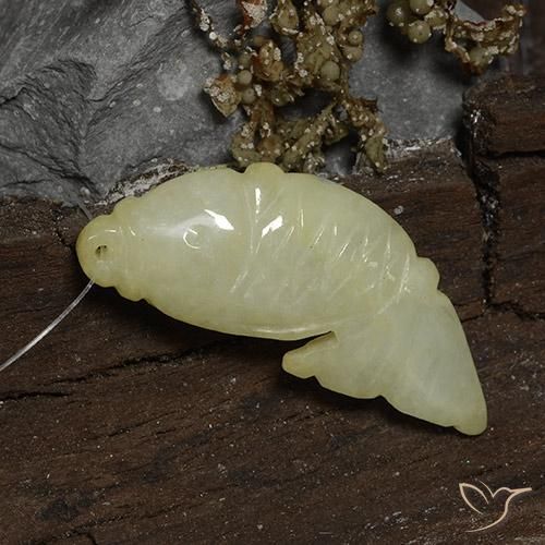 Jadeíta Amarillo verdoso natural de 30.43 ct, Elegante, Translúcido