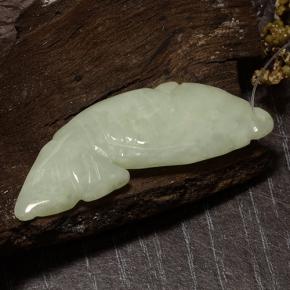 Jadeíta verde natural de 24,61 ct, forma elegante, translúcido