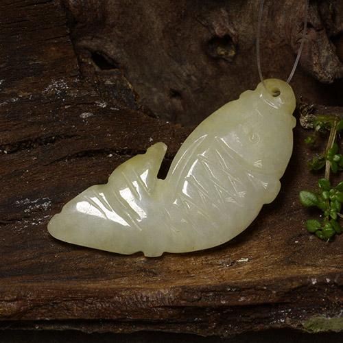 Jadeíta amarillo natural de 26,52 ct, forma elegante, translúcido