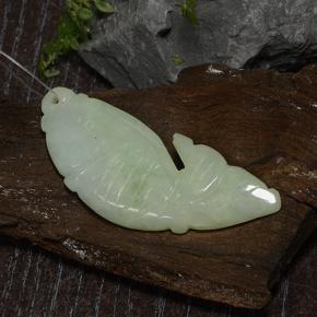 Jadeíta verde natural de 30,08 ct, forma elegante, translúcido