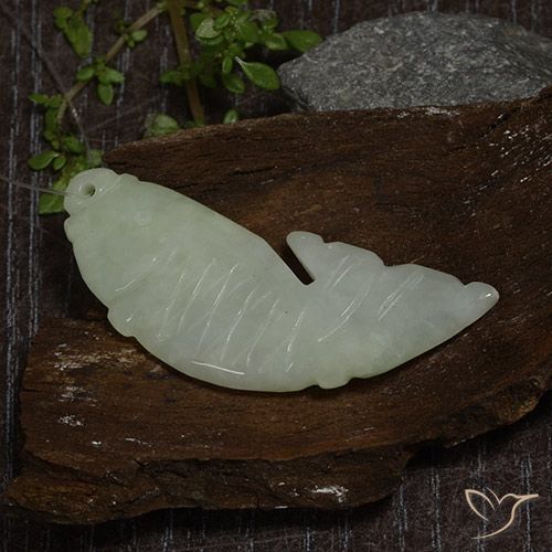 26.69ct Natural Verde grisáceo Jadeíta, Elegante, Translúcido