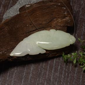 Jadeíta verde natural de 27,99 ct, forma elegante, translúcido