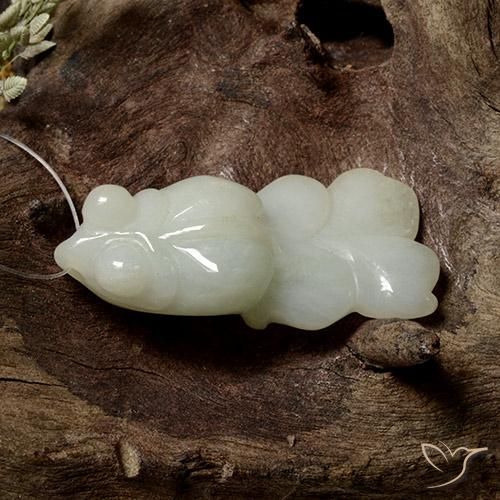 Jadeíta Verde grisáceo natural de 33.92 ct, Elegante, Translúcido