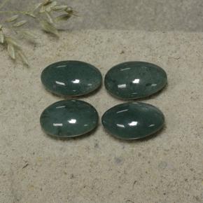 Gemas de Jadeíta Verde medio natural de 15.89 ct, Corte Óvalo, Opaco