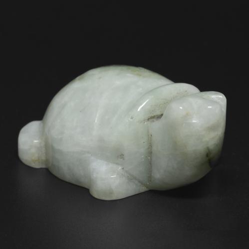 Jadeíta verde natural de 117,19 ct, forma elegante, opaco